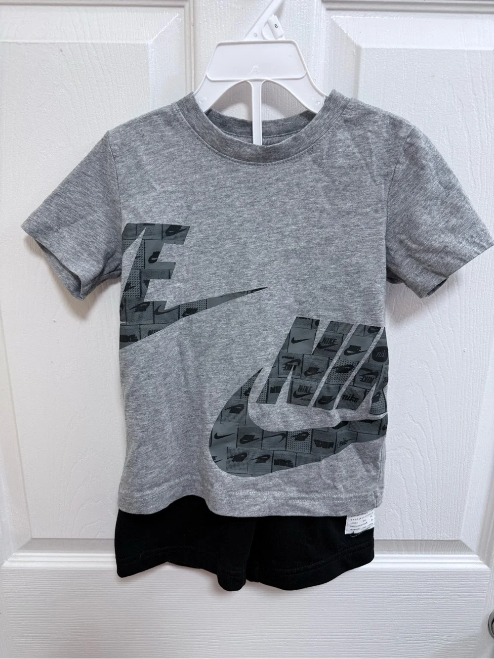 Nike Heather Gray and Black Graphic Logo Short Set, Size 4